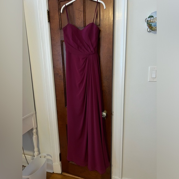 Formal gown - Picture 2 of 13